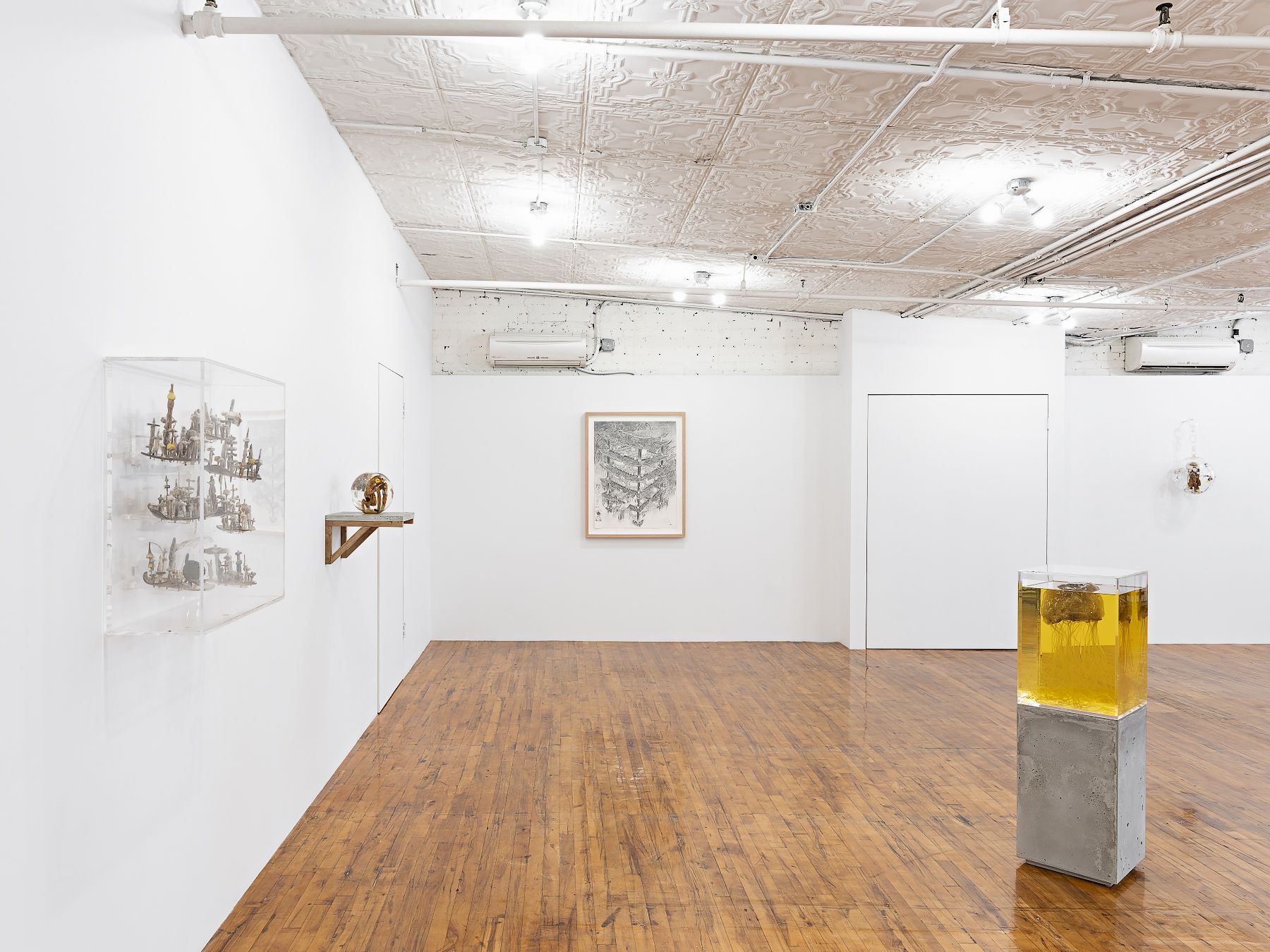 Installation view 4