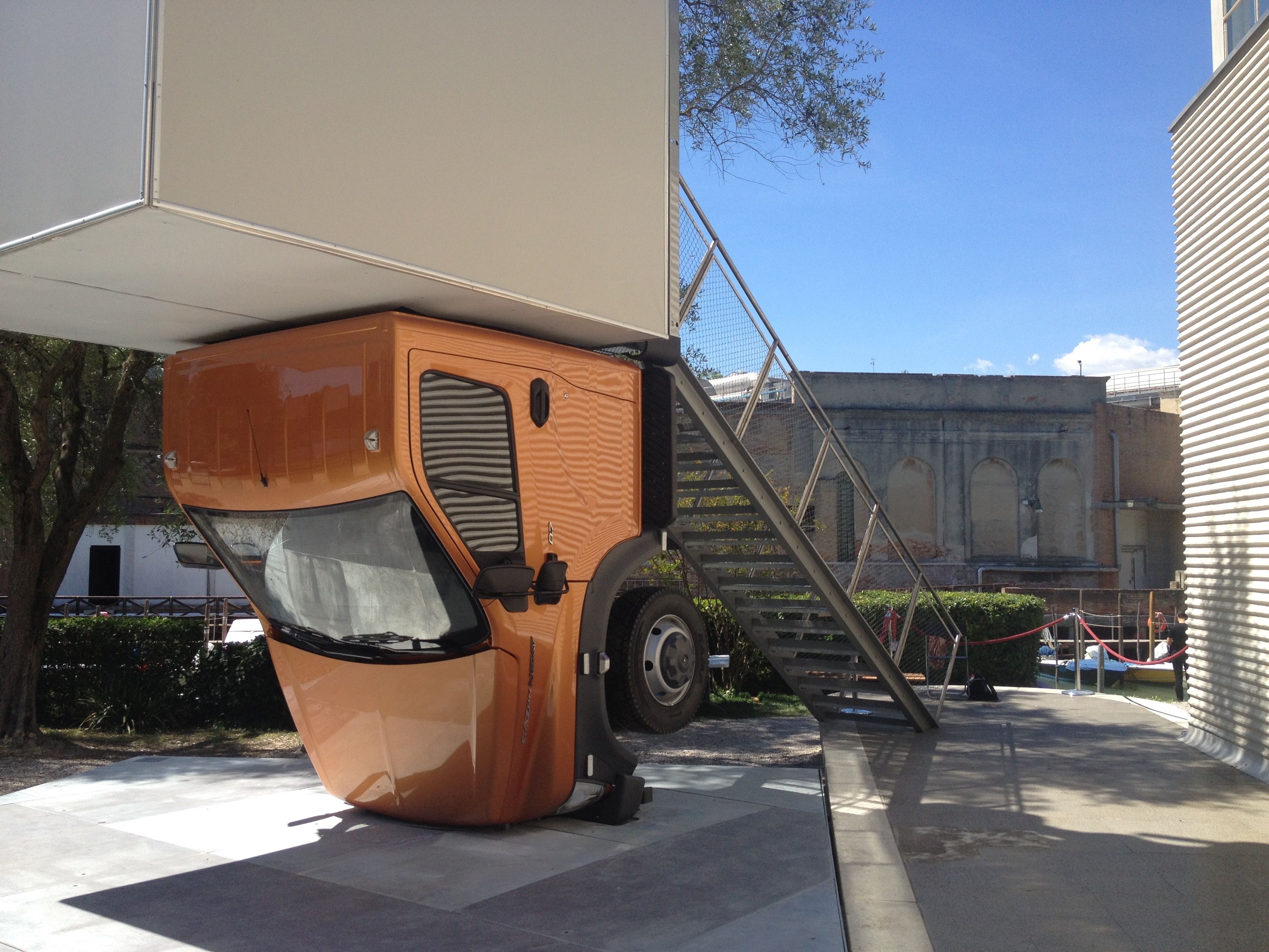 Brigitte Kowanz & Erwin Wurm, image 2 of 6