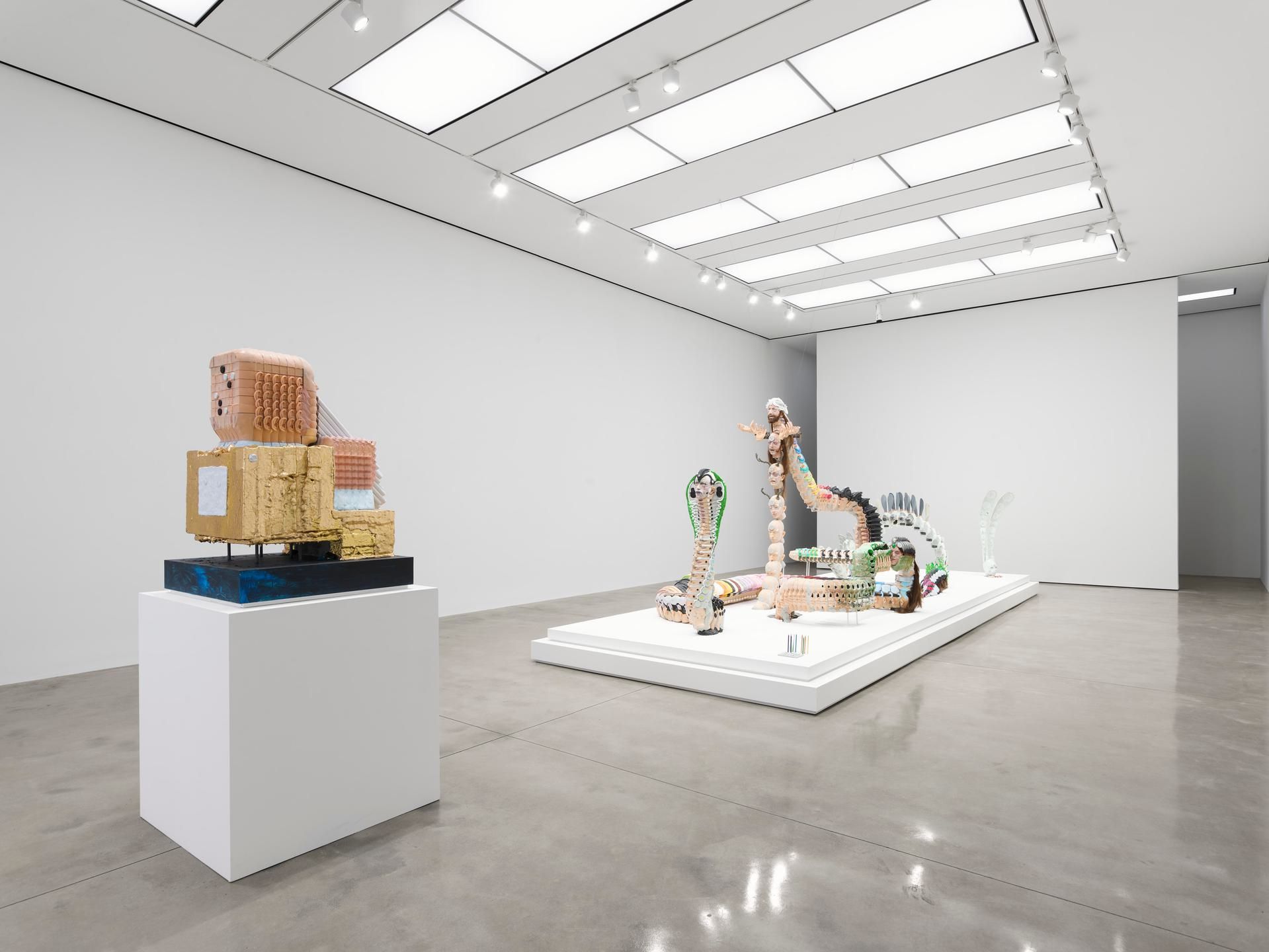 David Altmejd, The Serpent at White Cube, photo 2