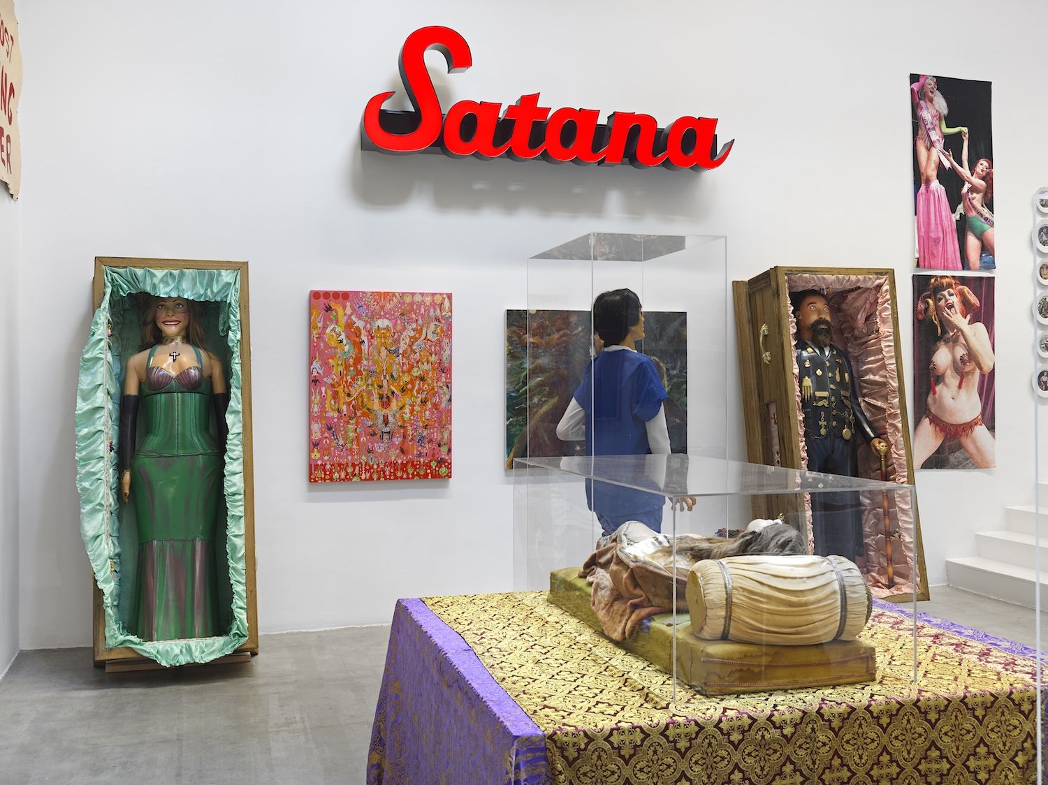 Installation view 9