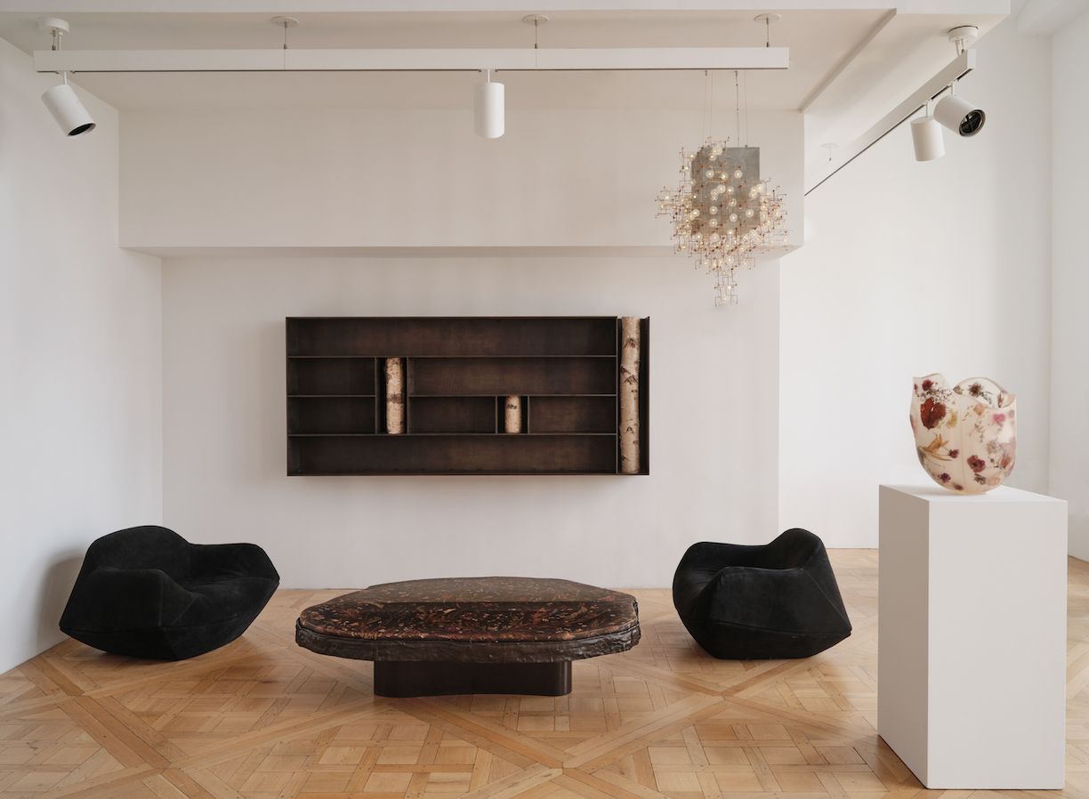 Marcin Rusak, Vas Florum: Resina Botanica at Carpenters Workshop Gallery, photo 3