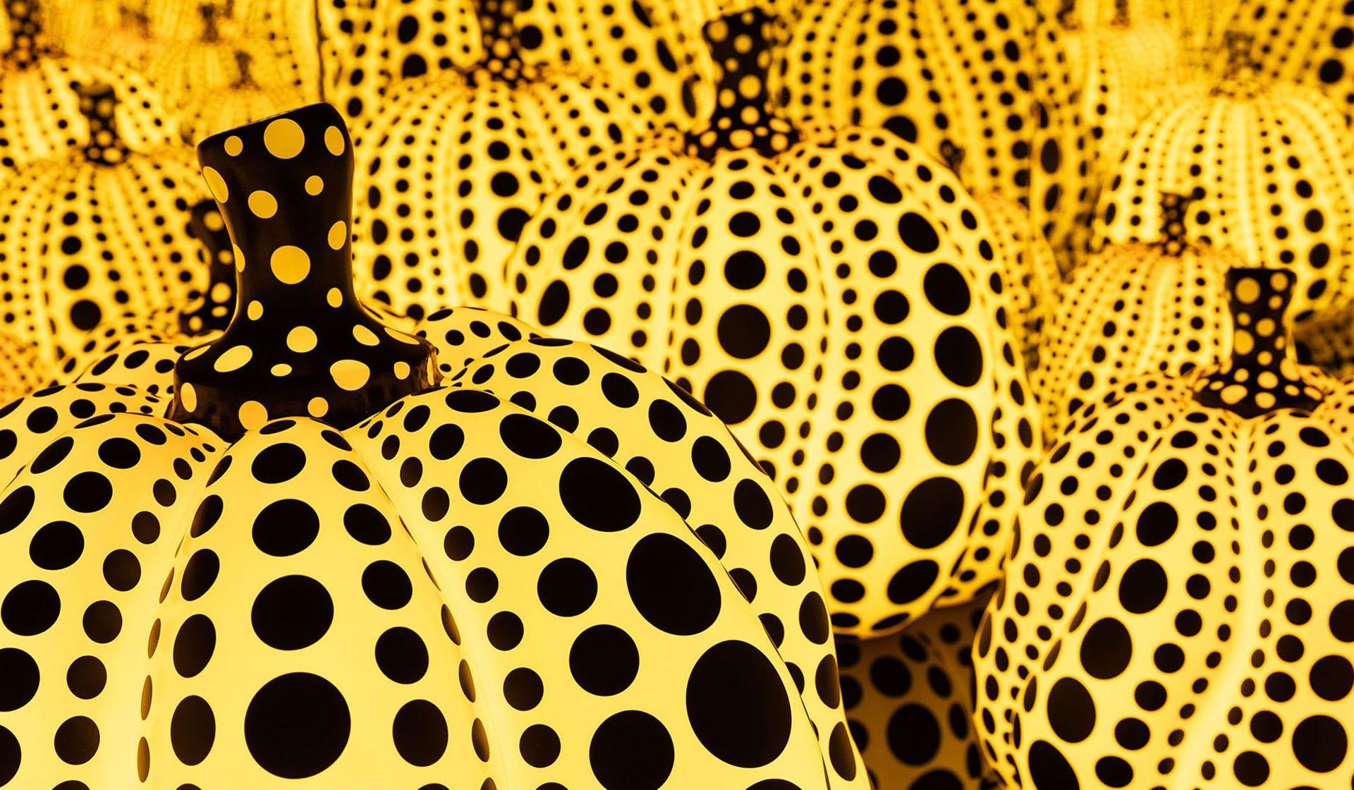 Yayoi Kusama, All the Eternal Love I Have for the Pumpkins at ICA Off-Site, photo 2