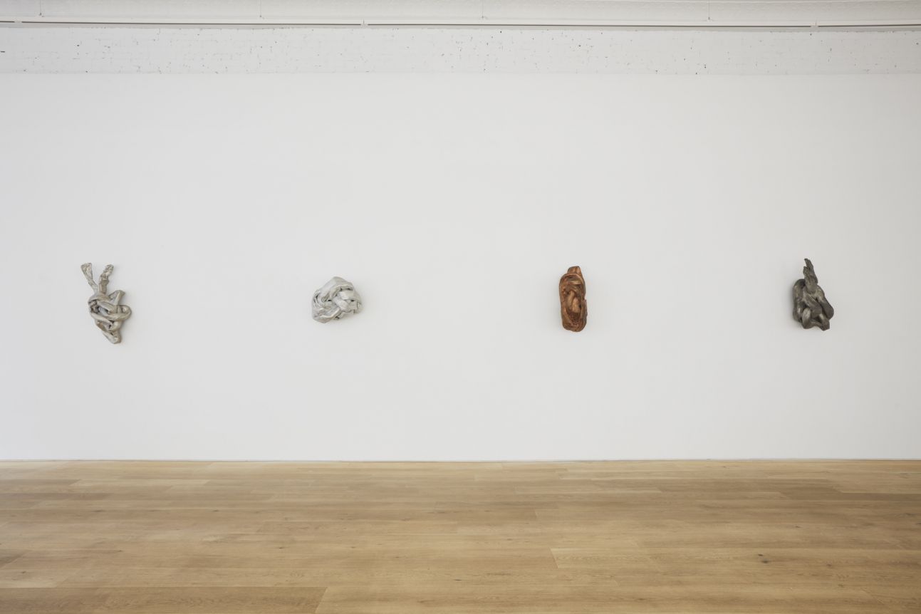 Lynda Benglis, Early Work 1967 to 1979 at Ortuzar Projects, photo 3