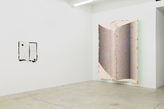 Nicolas Roggy, Thick Pink, Stuffed Light at Martos, photo 3