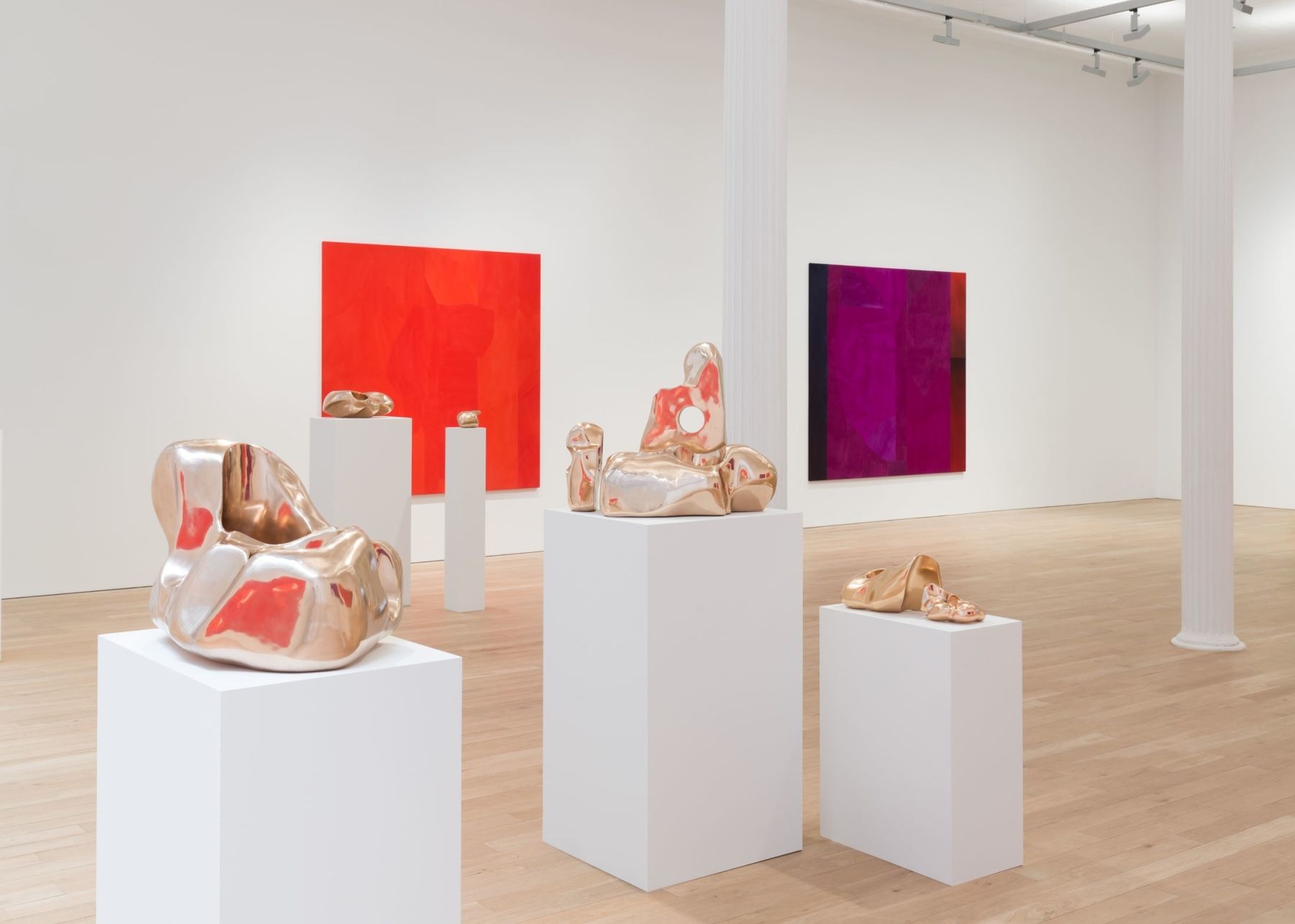 Sarah Crowner, Hot Light, Hard Light at Luhring Augustine, photo 4