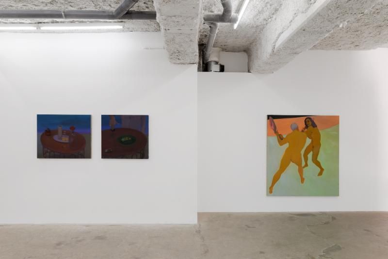 Xinyi Cheng, The hands of the barber, they give in. at Balice Hertling, photo 2