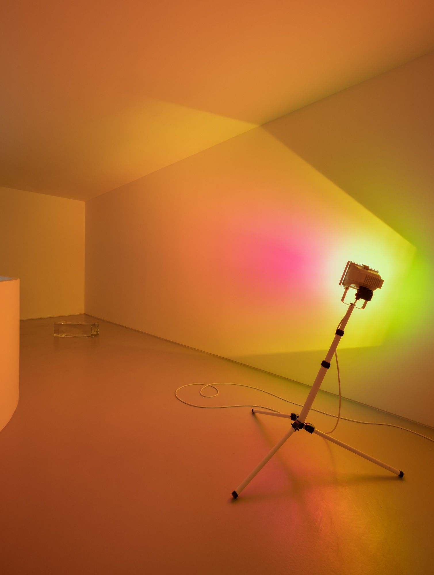 Ann Veronica Janssens, September in Seoul at Esther Schipper, photo 8