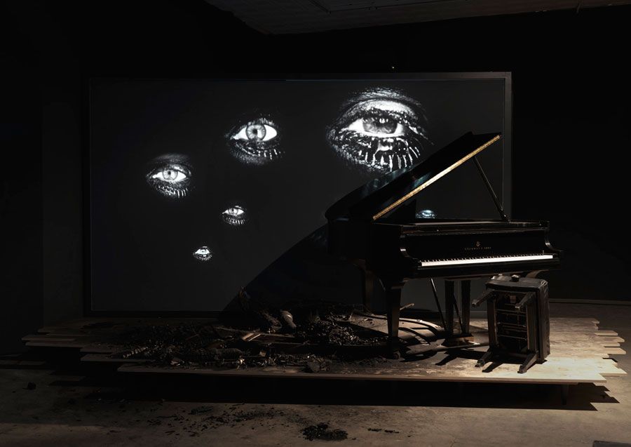 Douglas Gordon, Phantom at Gagosian, photo 3