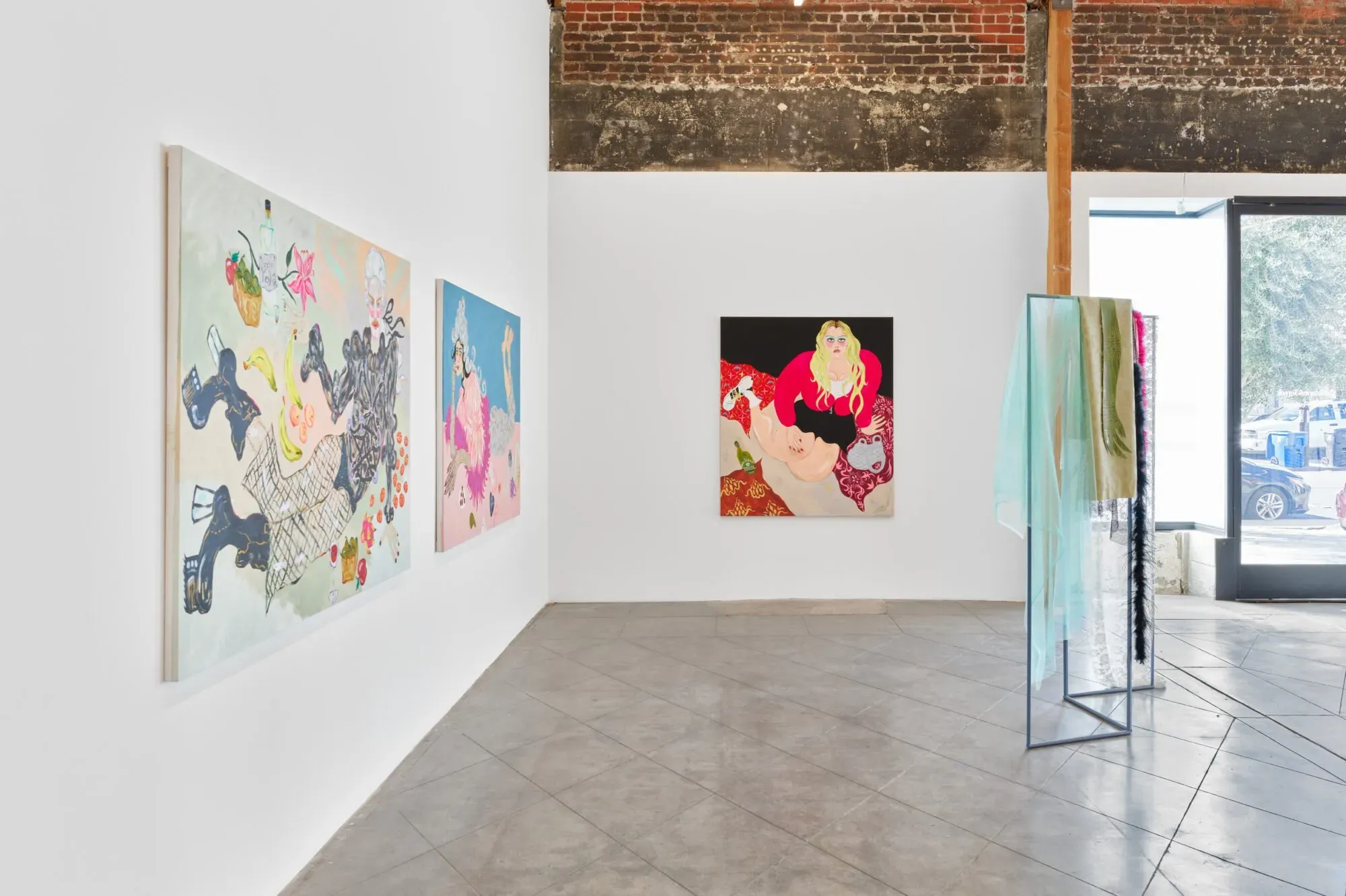 Constance Tenvik, Aloof Periwigs at Anat Ebgi, photo 4