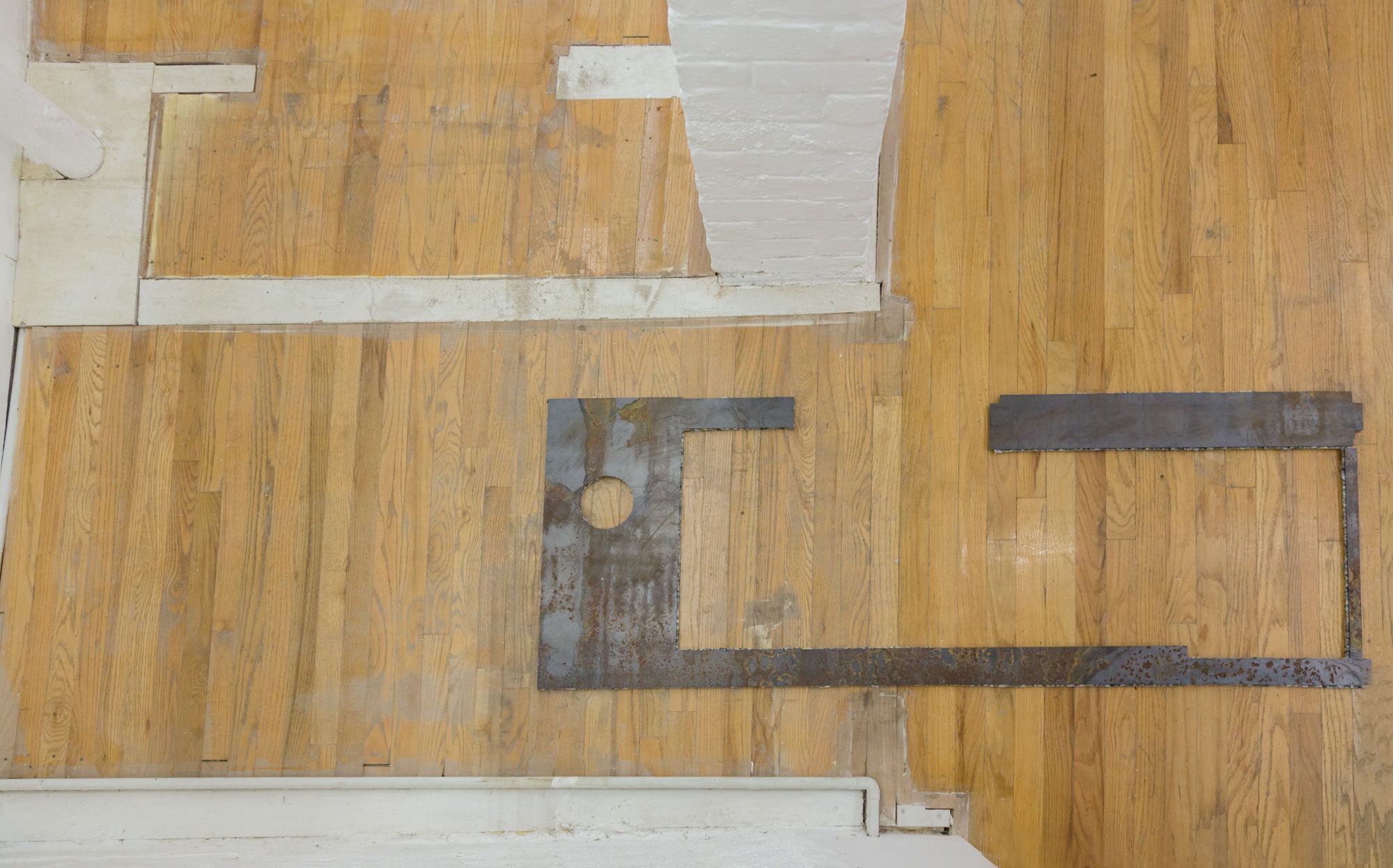 Cait Carouge & Alyse Ronayne, Angel in the House at 321 Gallery, photo 8