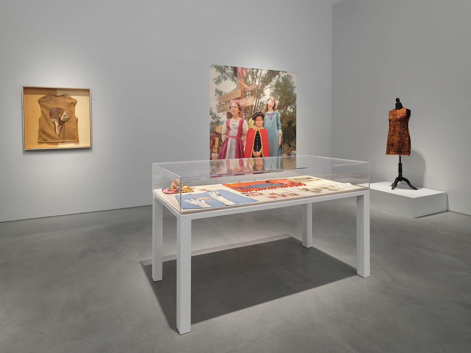 Let's Get It On: The Wearable Art of Betye Saar, Let's Get It On: The Wearable Art of Betye Saar at Roberts Projects, photo 11