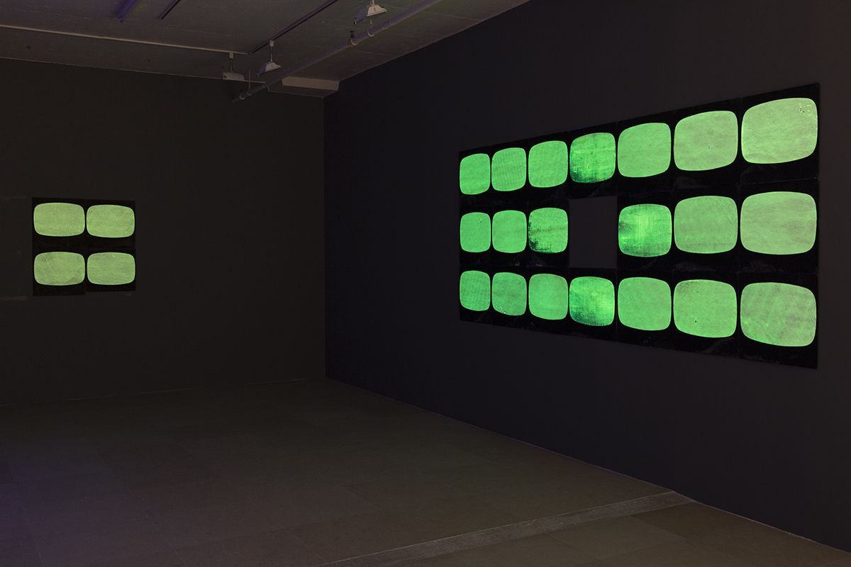 Tony Conrad, Undone at Greene Naftali, photo 5