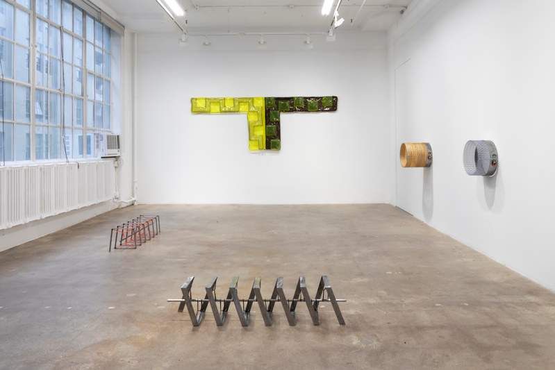 Alina Tenser, Circles with Sharp Corners at Hesse Flatow, photo 6