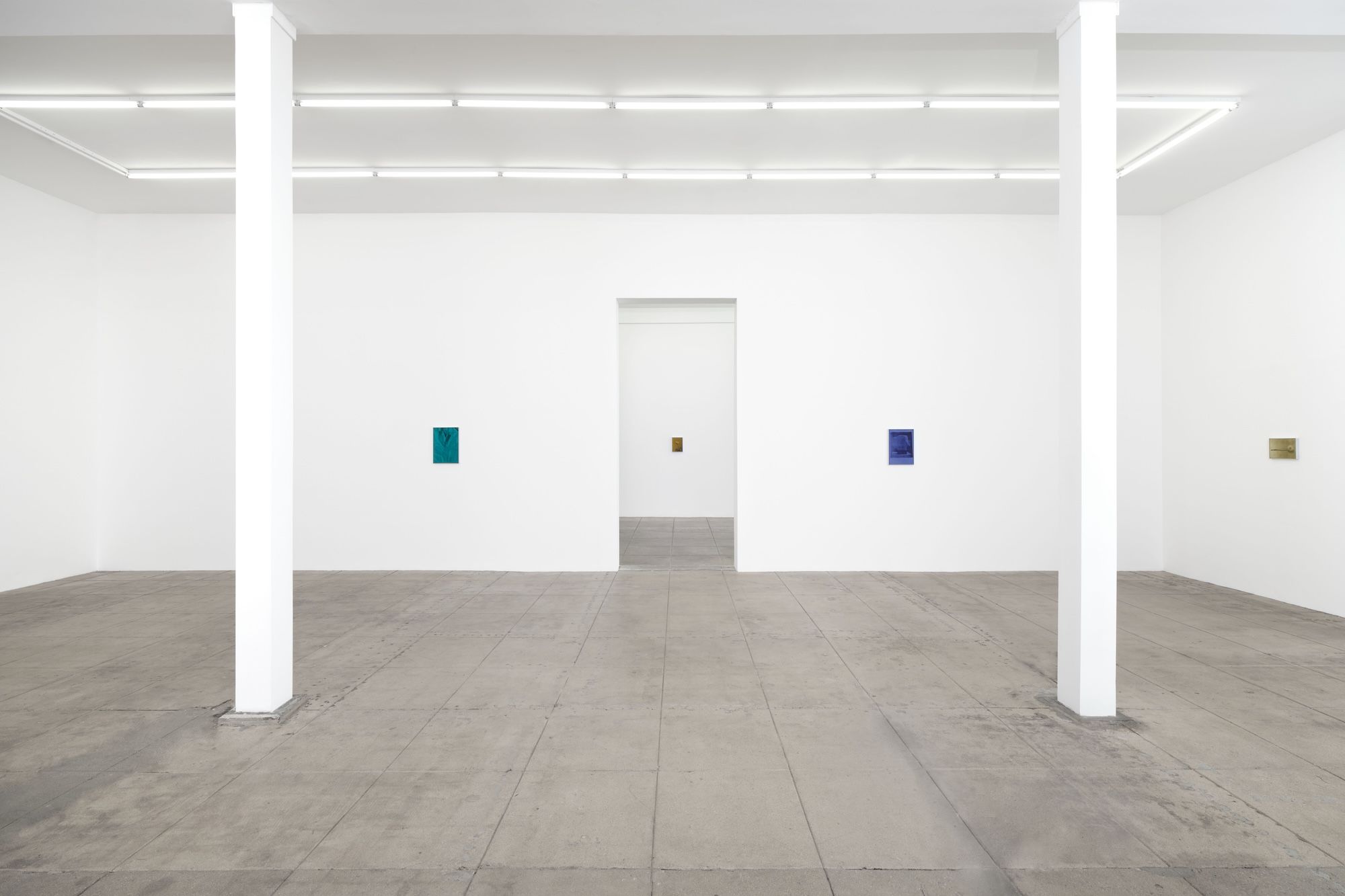 Poppy Jones, Sans Soleil at Overduin & Co., photo 3