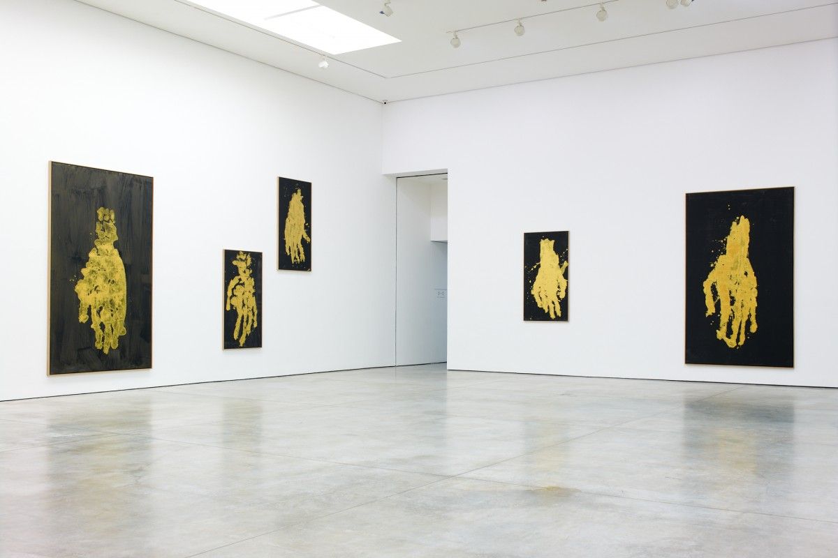 Georg Baselitz, Darkness Goldness at White Cube, photo 2