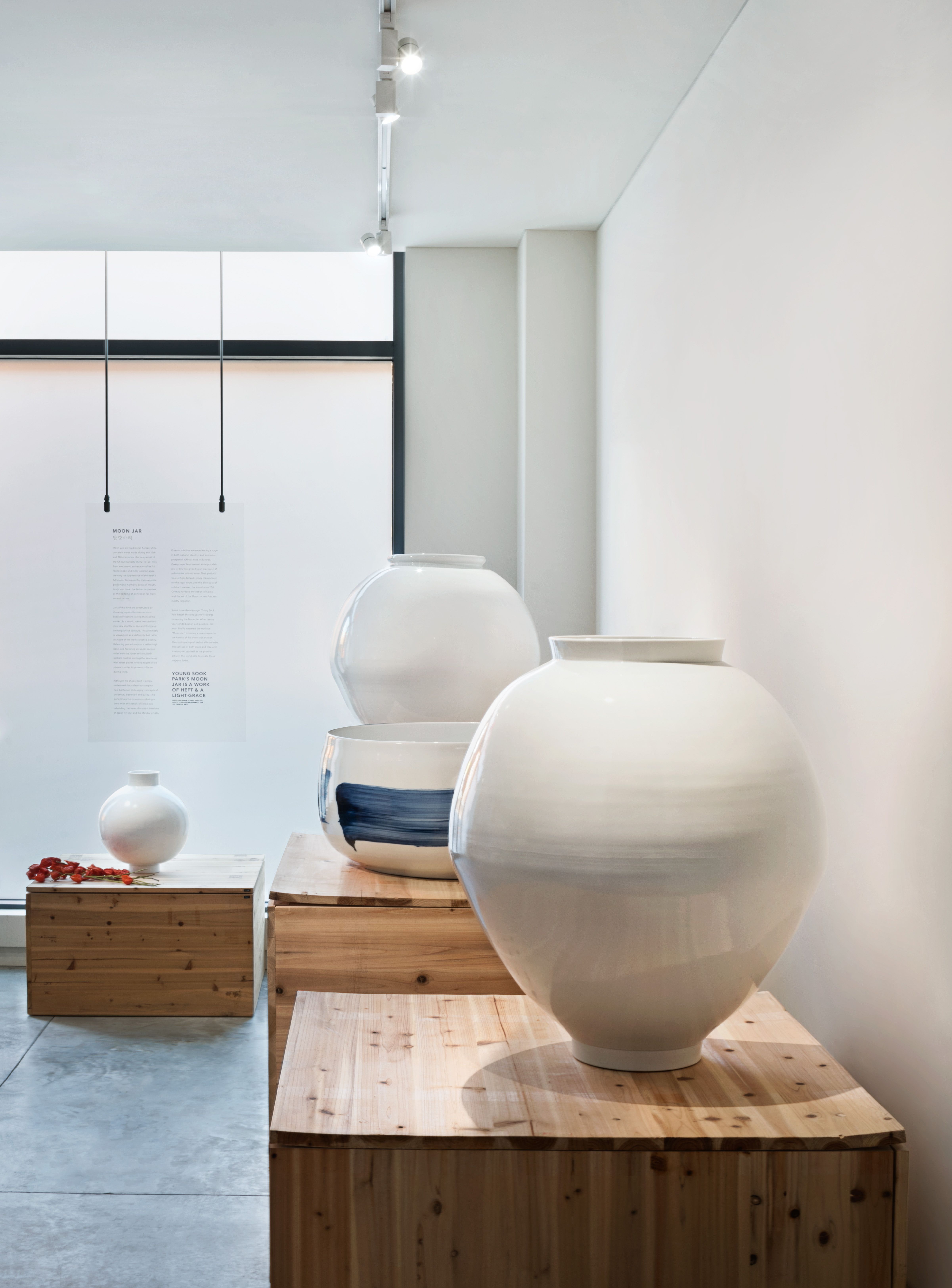 Ufan Lee & Young Sook Park, image 3 of 6