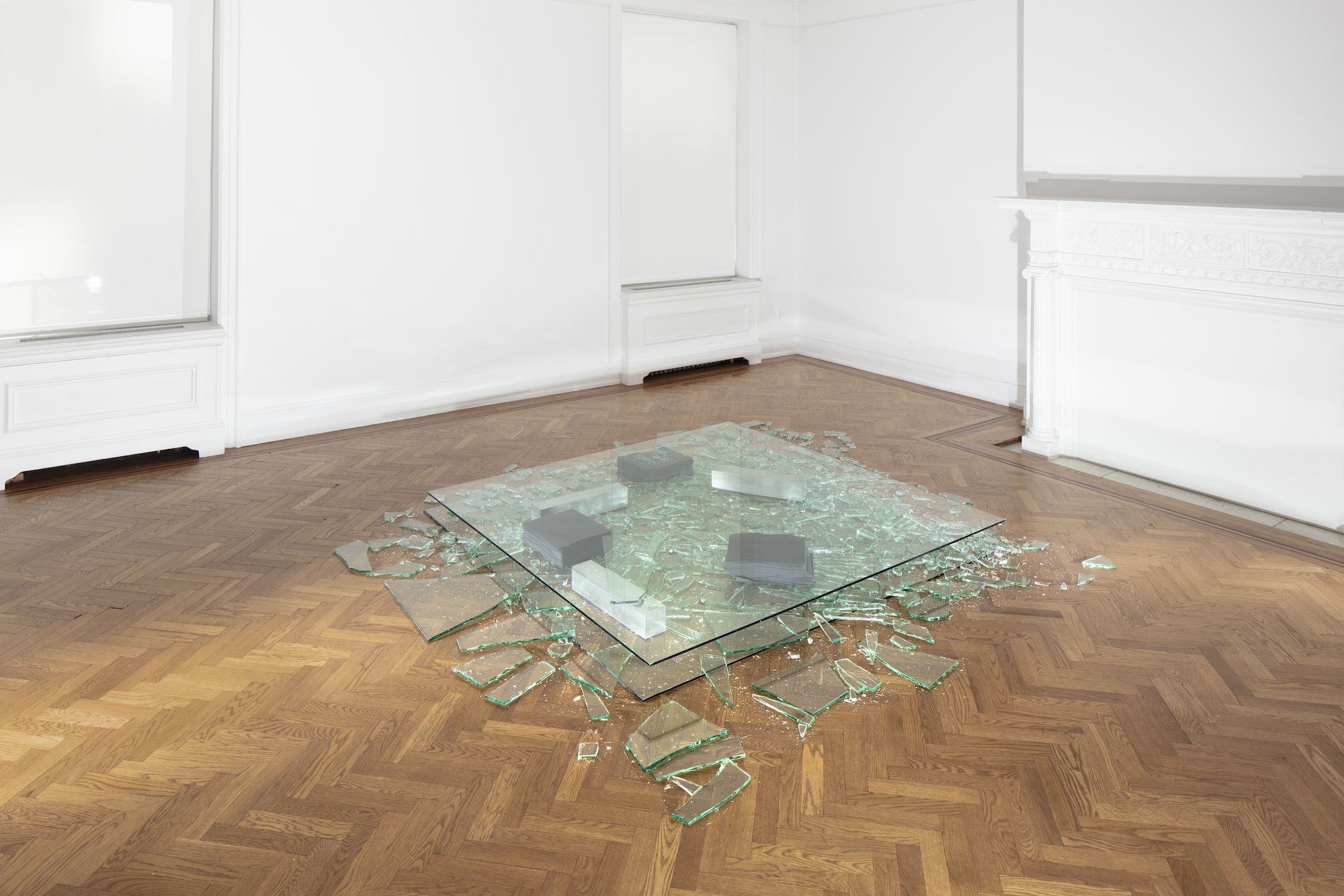 Radical Artists of the 1960s/1970s: Between Geometry and Gesture, Radical Artists of the 1960s/1970s: Between Geometry and Gesture at David Nolan, photo 9