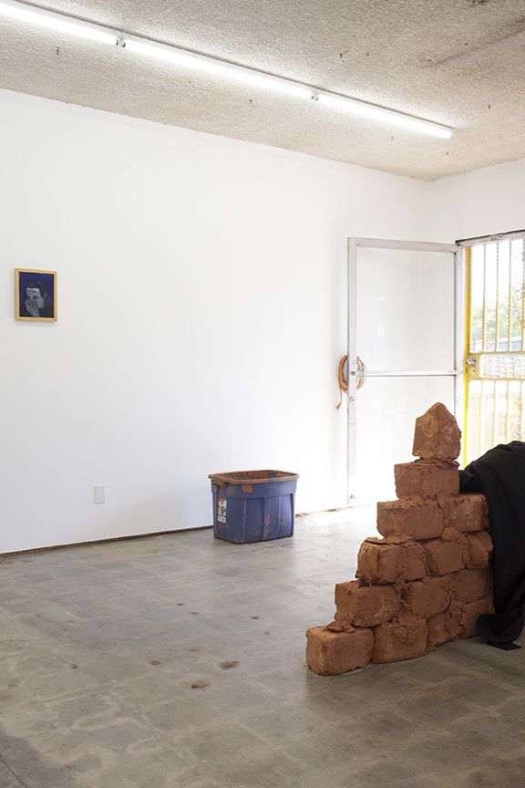 Phil Davis, Never at Phil Gallery, photo 4