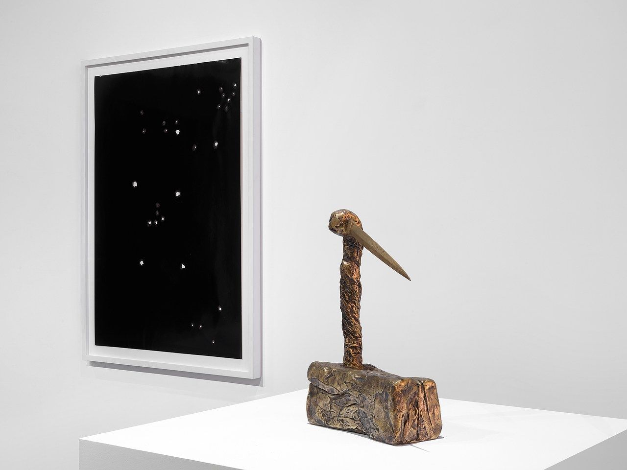 Daniel Pommereulle, Premonition Objects at Ramiken, photo 3