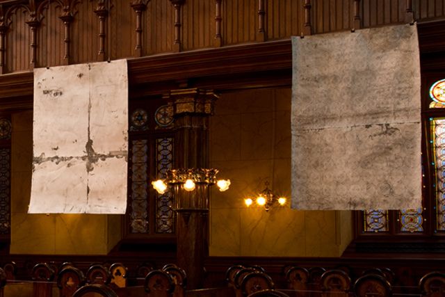 Wallace Berman, Tony Lewis, Kon Trubkovich, Walls and Words at Eldridge Street Synagogue, photo 7