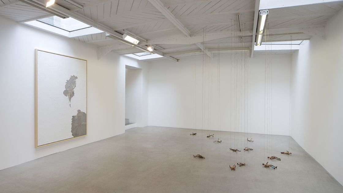 Latifa Echakhch, Les Figures at Mennour, photo 2