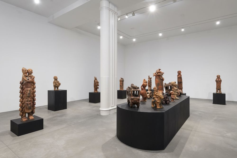 Seyni Awa Camara, 1990–2022 at Nino Mier Gallery, photo 2