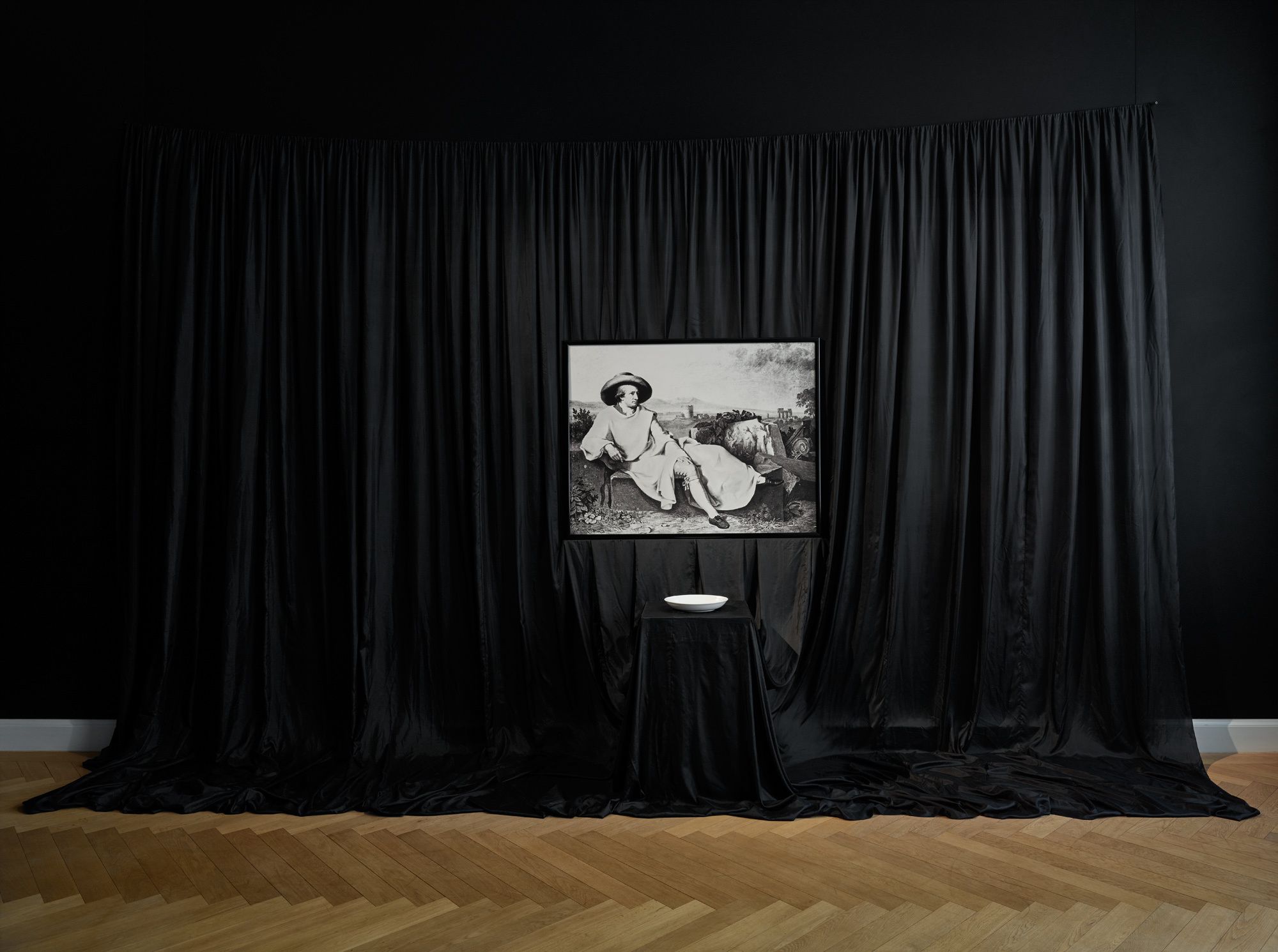 James Lee Byars, The Palace of Perfect at Kewenig, photo 7