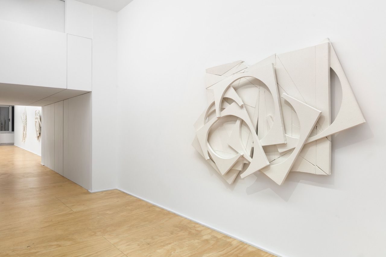 Wyatt Kahn, Knots & Figures at Eva Presenhuber, photo 8