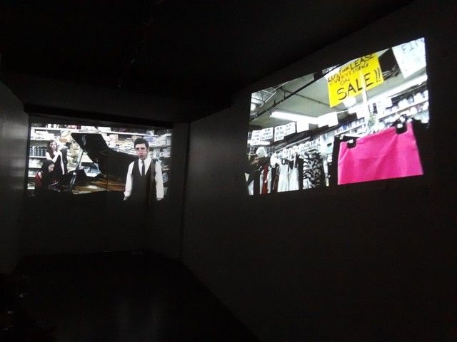 Rainer Ganahl, El Mundo at Kai Matsumiya, photo 3