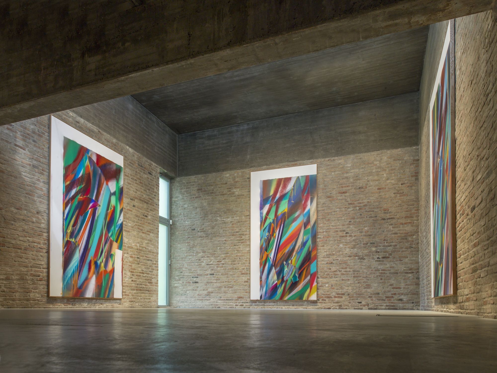 Katharina Grosse, Katharina Grosse at König Galerie, photo 2