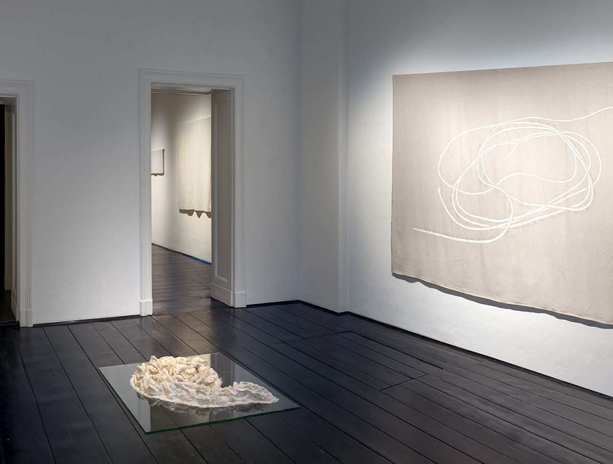 Angela Jimenez Duran, The Era of Temperature at Kewenig Pied-à-terre, photo 3