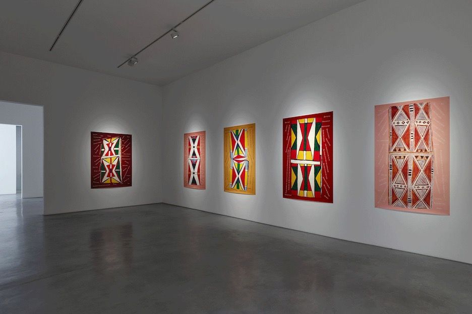 Wendy Red Star, Bíikkua (The Hide Scraper) at Roberts Projects, photo 5