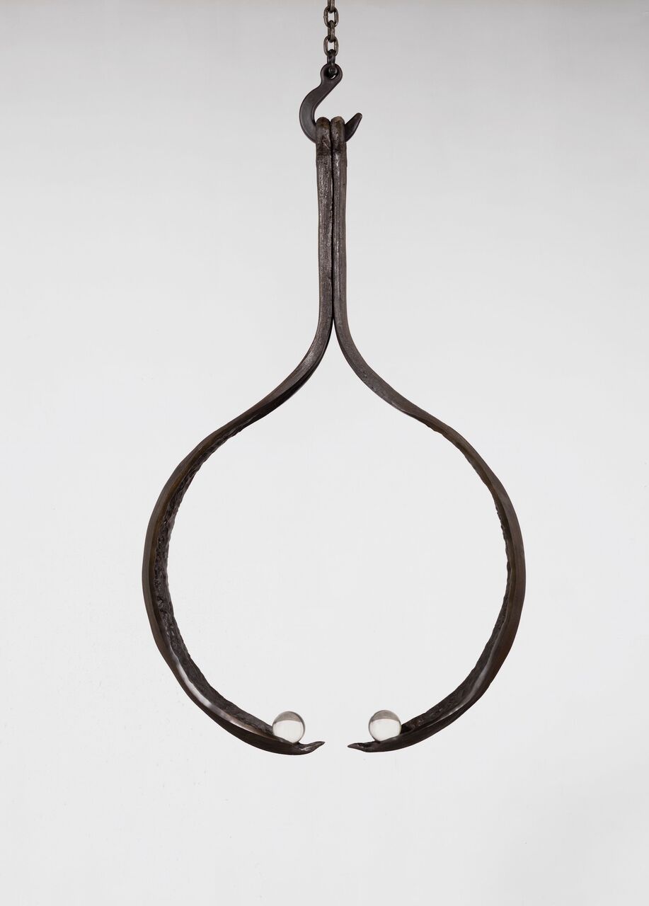 Kathleen Ryan, Pink Hook Iron Eyes at Arsenal Contemporary Art, photo 2