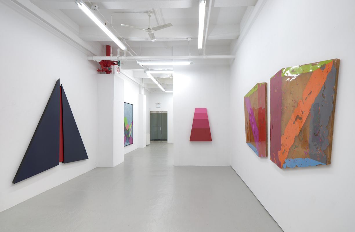 Ronald Davis, Paintings: 1960s Through 2010 at David Richard Gallery, photo 11