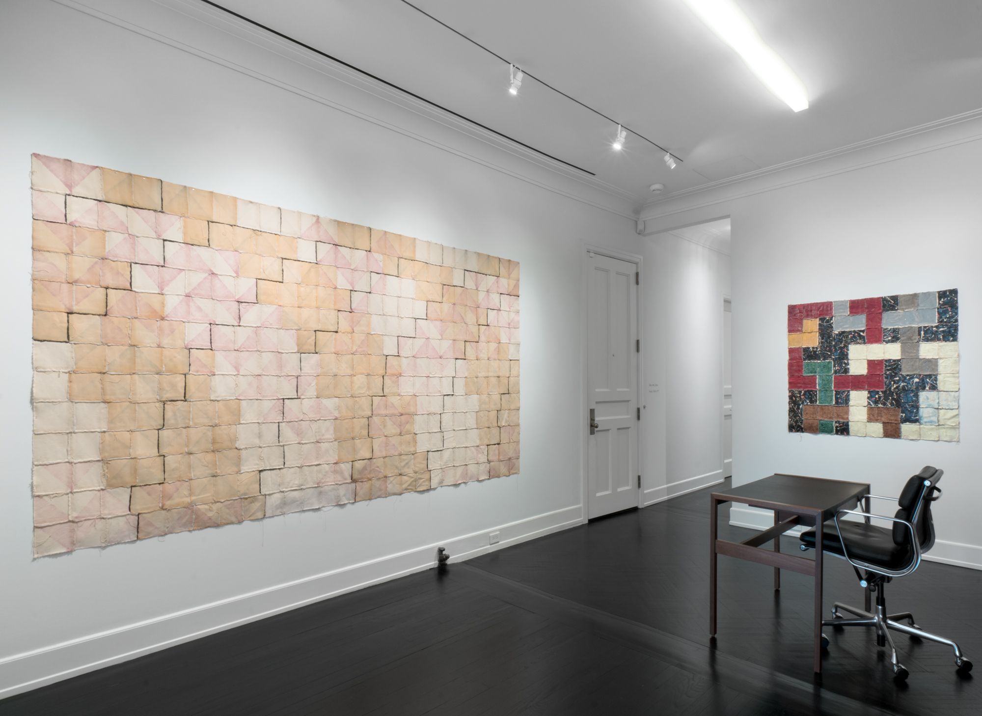 Allan McCollum, Works: 1968–1977 at Petzel, photo 5
