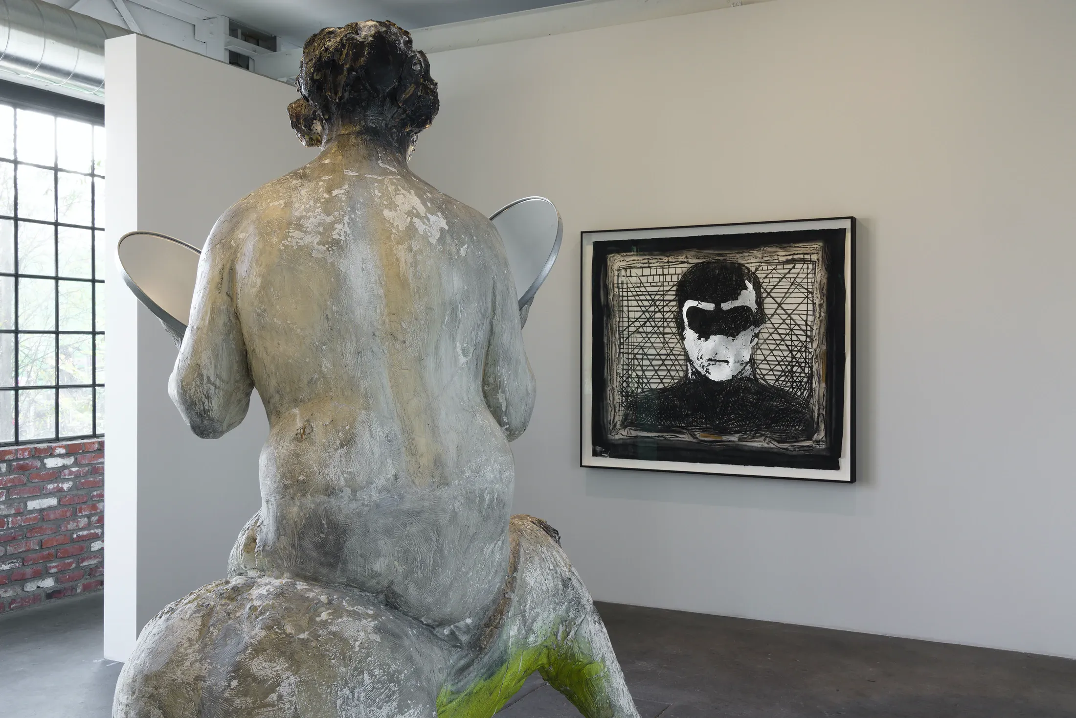 Nicole Eisenman, Man at the Center of Men at Vielmetter, photo 4