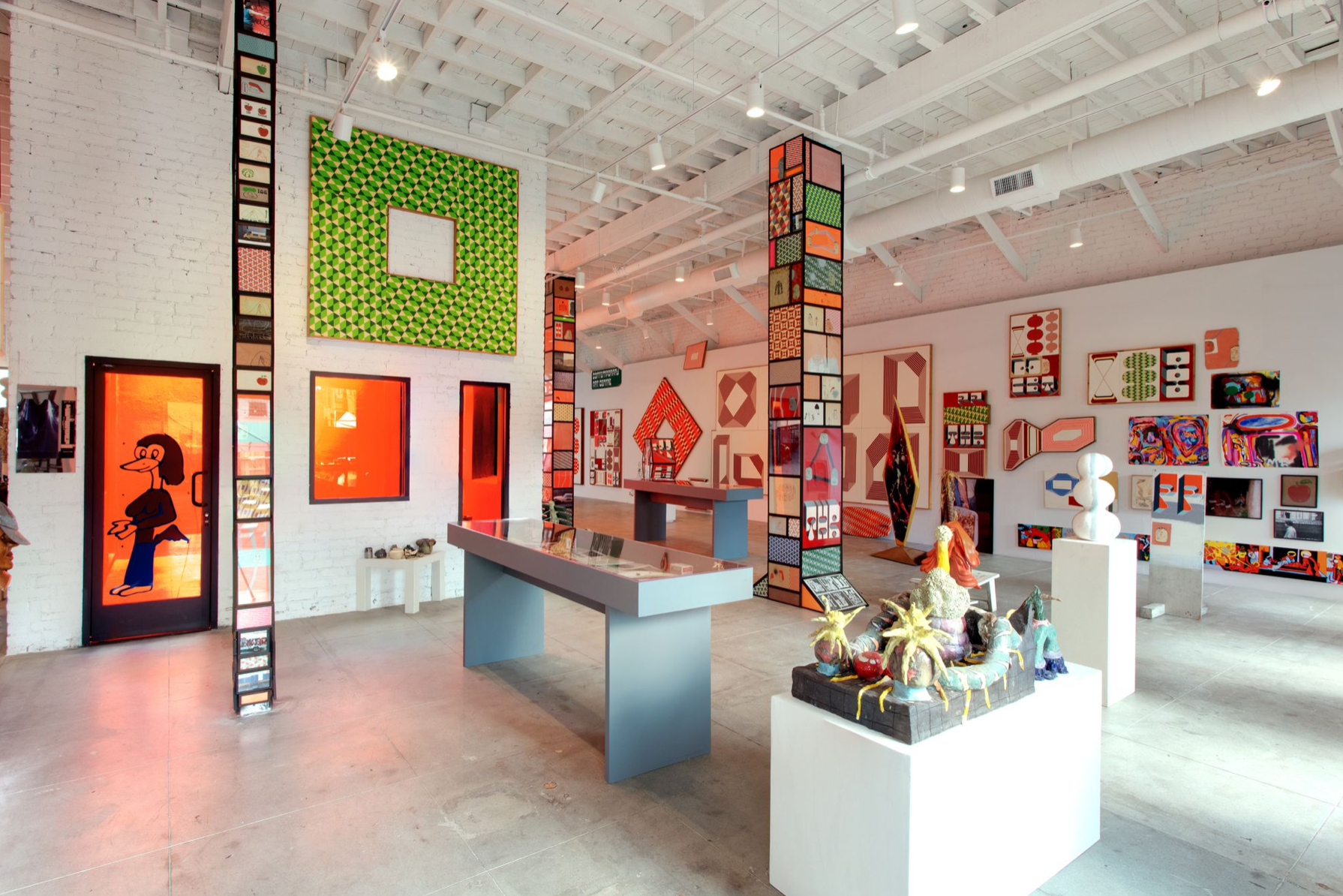 Barry McGee, Earthworm at Perrotin, photo 2
