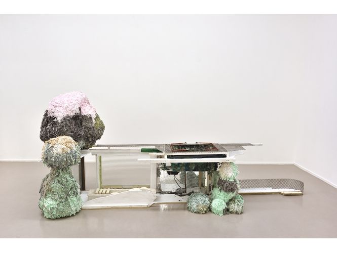 Thomas Buswell, Pangloss’s Lost Candy Floss at Suzanne Tarasieve, photo 3