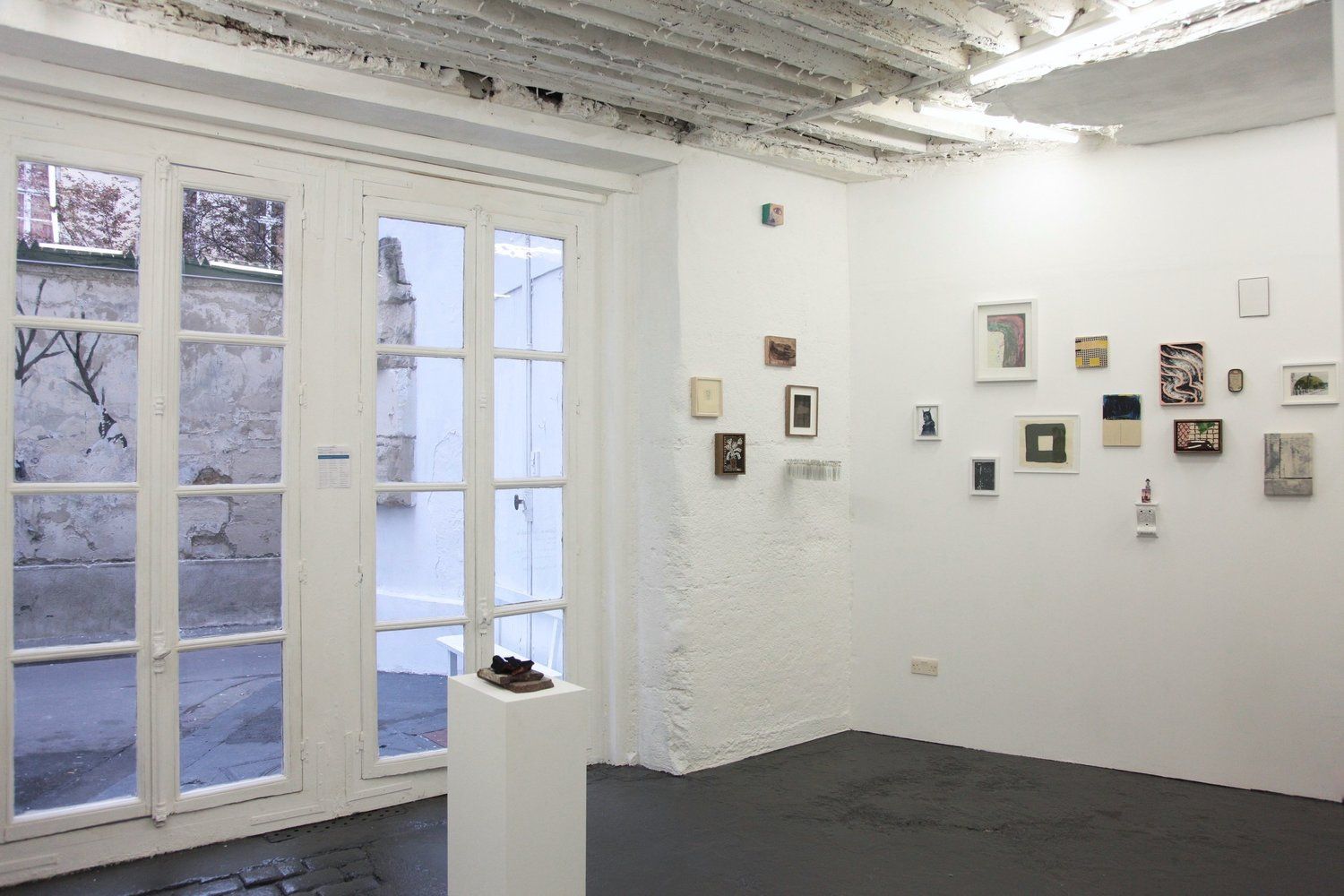 Micro Salon #7: 70 International Artists in Small Format, Micro Salon #7: 70 International Artists in Small Format at Galerie L'Inlassable, photo 4