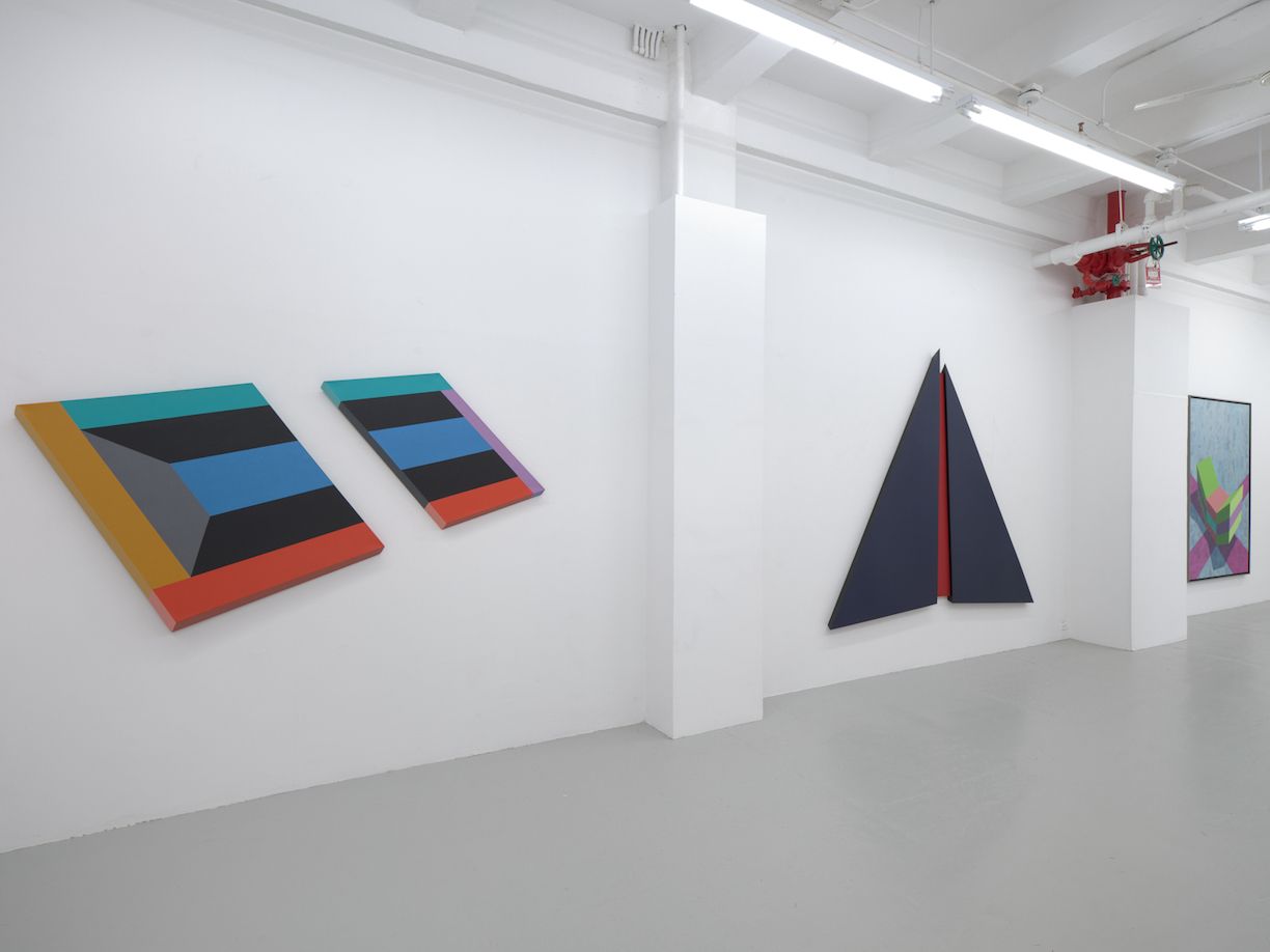Ronald Davis, Paintings: 1960s Through 2010 at David Richard Gallery, photo 9